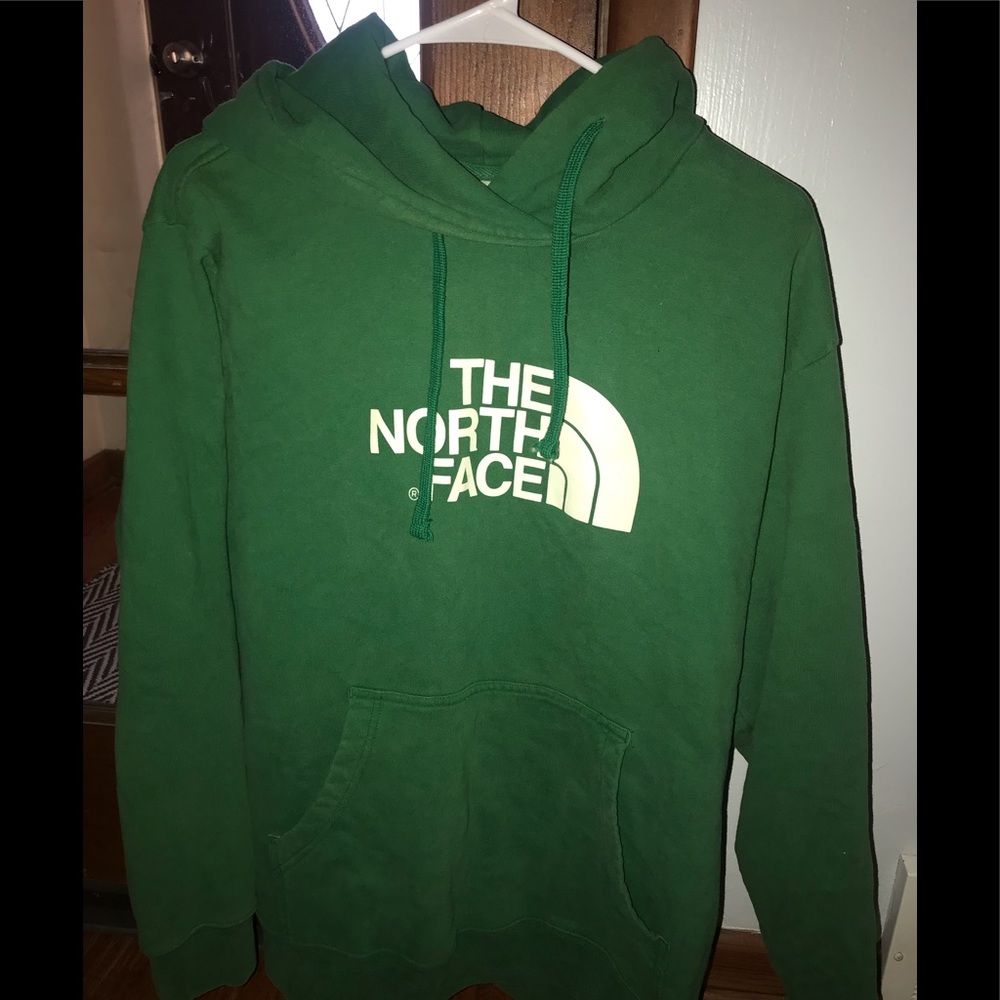 Men’s North face hoodie